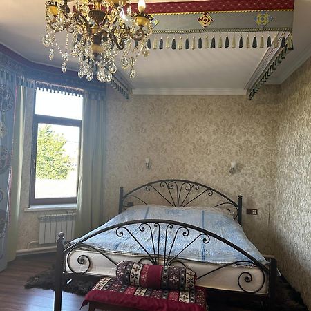 Kurak Homestay Бишкек Екстериор снимка
