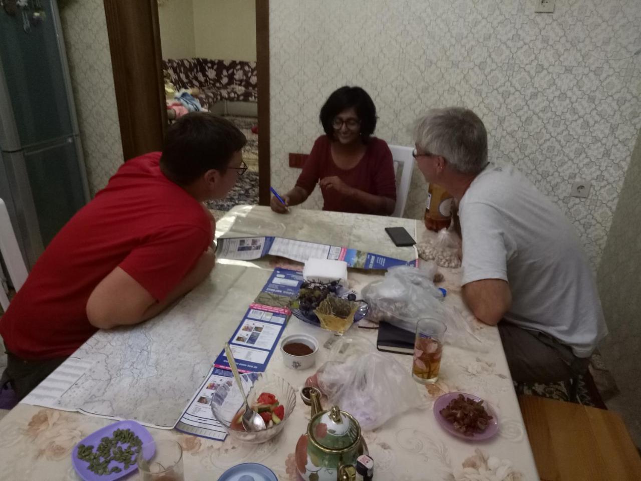 Kurak Homestay Бишкек Екстериор снимка