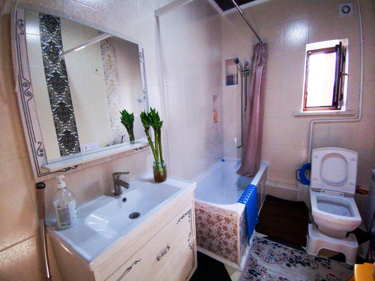Kurak Homestay Бишкек Екстериор снимка